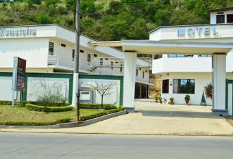 Motel Kamasutra allows 18 year olds to book a room