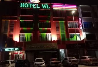 WL HOTEL has Smoking rooms