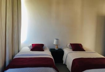 Hostal Las Fragatas has Balcony rooms