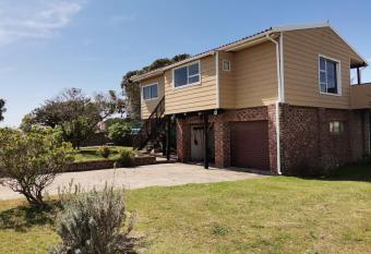 Kayser s Sea Breeze allows 18 year olds to book a room