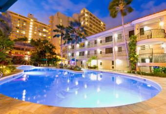 Wayfinder Waikiki allows 18 year olds to book a room