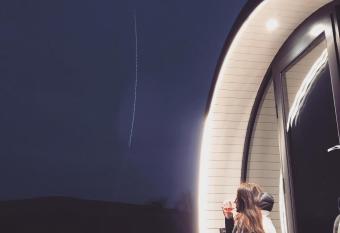 Black Knowe, Luxury Glamping Pods, Ballycastle has Balcony rooms