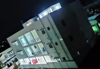 Shri Sai Apartment AC allows 18 year olds to book a room