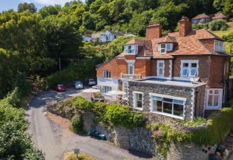 Rockvale House allows 18 year olds to book a room