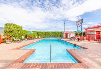Westridge Motor Inn has Balcony rooms