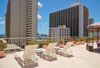 Ewa Hotel Waikiki has Balcony rooms