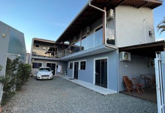 Hospedagem Penha - Beto carreiro e Praias has Balcony rooms