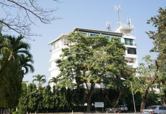 Chiang Mai Mansion allows 18 year olds to book a room