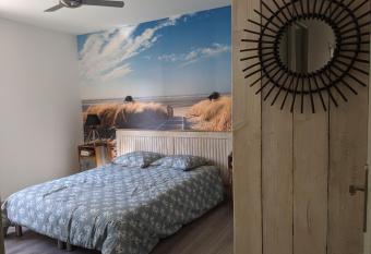 Chambre La Caunette has Balcony rooms