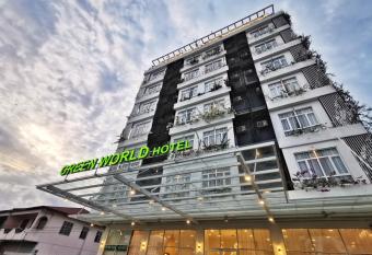 Green World Hotel allows 18 year olds to book a room