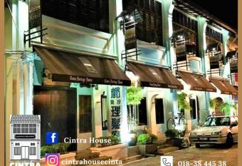 Cintra House allows 18 year olds to book a room