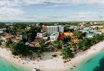 Best Western Plus The Ivywall Resort-Panglao has Balcony rooms