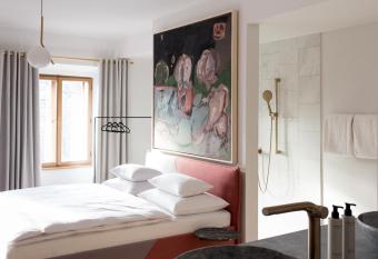 Kai 36 - Hotel zwischen Fels und Fluss has Balcony rooms