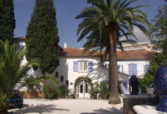 Hotel Villa Provencale has Balcony rooms