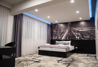 Hotel Biss has Balcony rooms