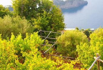 GIARDINO SUL MARE has Balcony rooms