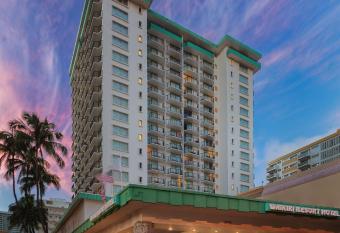 Waikiki Resort Hotel has Balcony rooms