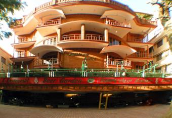 Parklane Hotel allows 18 year olds to book a room