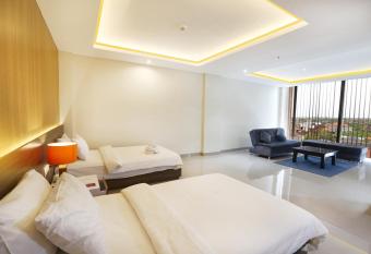 Canggu Dream Village Hotel and Suites allows 18 year olds to book a room