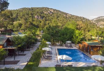 Koala Bungalows has Balcony rooms