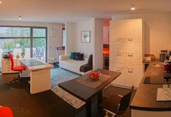Zimmer - Modernes Apartment mit 45 qm. has Balcony rooms