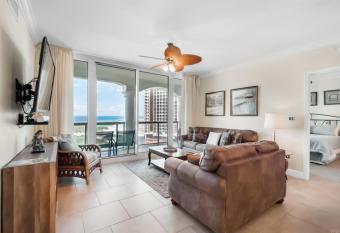 Portofino Island Resort has Balcony rooms