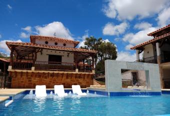 Hotel Campestre Ataraxia Barichara allows 18 year olds to book a room