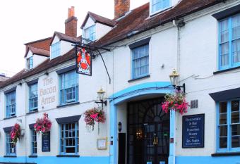Bacon Arms, Newbury allows 18 year olds to book a room