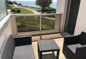 Appartement vue imprenable has Balcony rooms