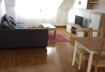 MR has Balcony rooms