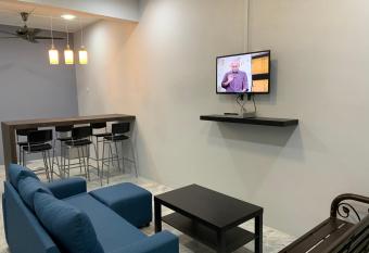 Unique 9 HomeStay @ Seremban Taman Permai 3 has Balcony rooms