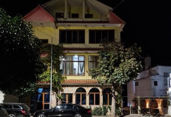 Hotel Restaurant Savoja has Balcony rooms