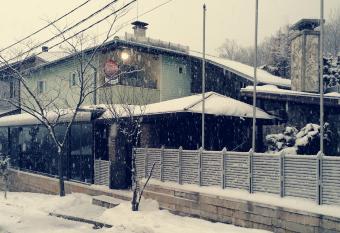 Discret Hotel & Restaurant has Balcony rooms