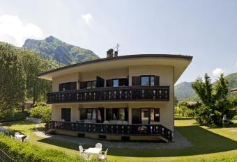 Residence Ledro has Balcony rooms