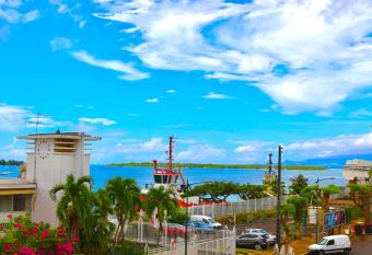 Nawalie allows 18 year olds to book a room