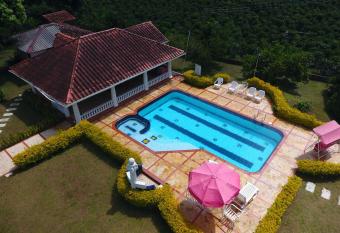 Hotel La Coqueta has Balcony rooms