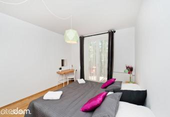 Cozy & big rooms in Old Town has Balcony rooms