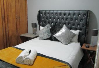 Bountyful Guest House has Balcony rooms