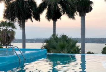 Hotel Infinity allows 18 year olds to book a room