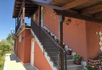Villa Cristal has Balcony rooms