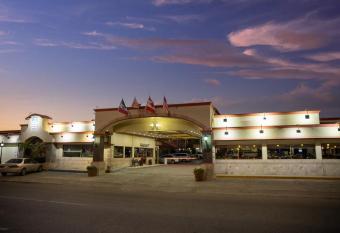 Hotel San Martin allows 18 year olds to book a room