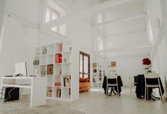 Dimora Pardo has Balcony rooms