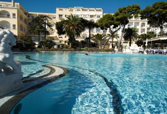 Hotel Quisisana has Balcony rooms