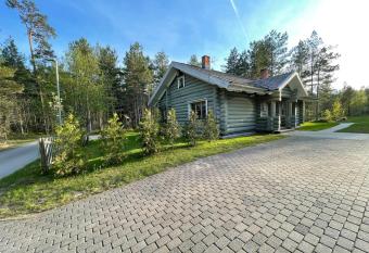 Kasepuu Holiday House has Balcony rooms