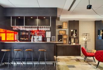 B&B HOTEL Saint-Quentin-en-Yvelines Centre Gare 4   toiles allows 18 year olds to book a room