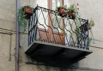 Alla cava Orvieto allows 18 year olds to book a room