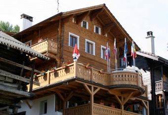B&B Caf   de la Poste has Balcony rooms