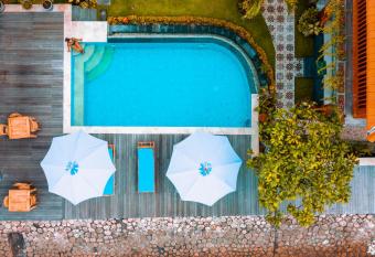 Sunrise Cottage allows 18 year olds to book a room