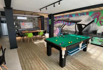 Innbox - Canasvieiras 2 has Smoking/Balcony rooms