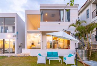 Ocean Villa Fuchaku Okinawa allows 18 year olds to book a room